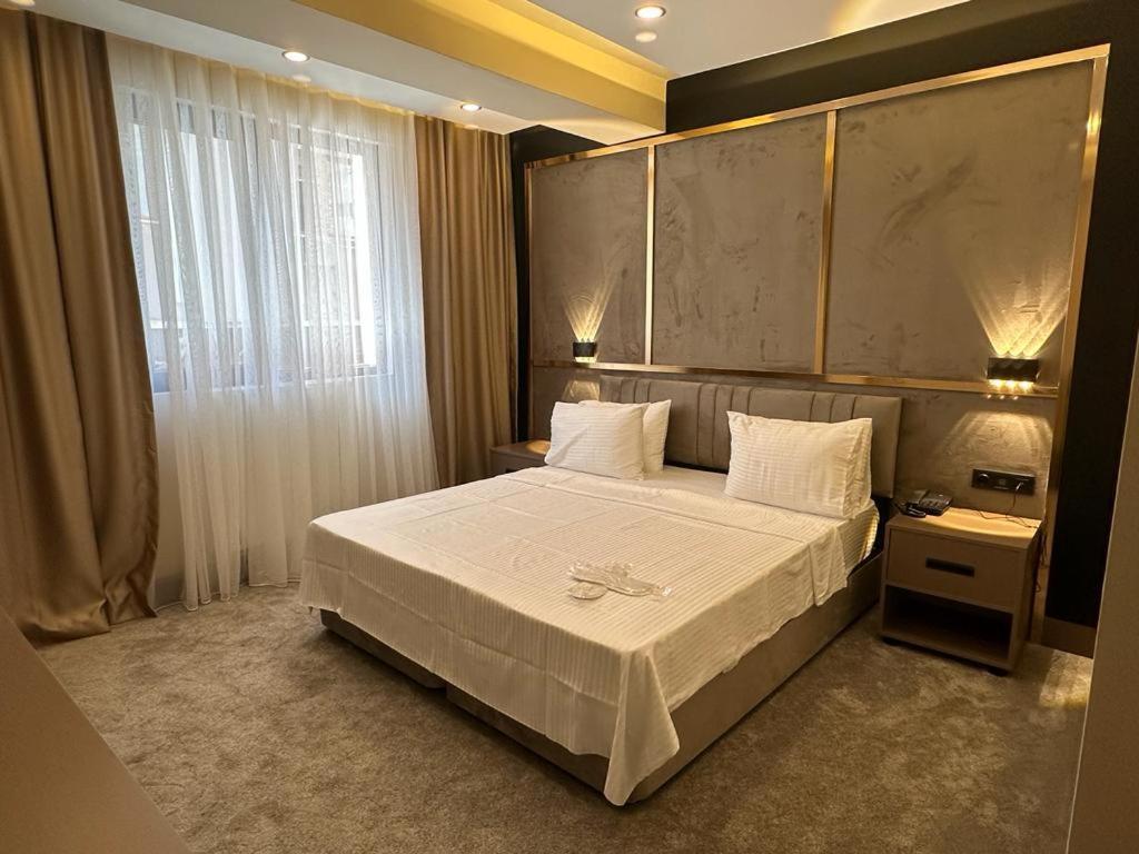 Istanblu Hotel Atasehir Istanbul Bagian luar foto